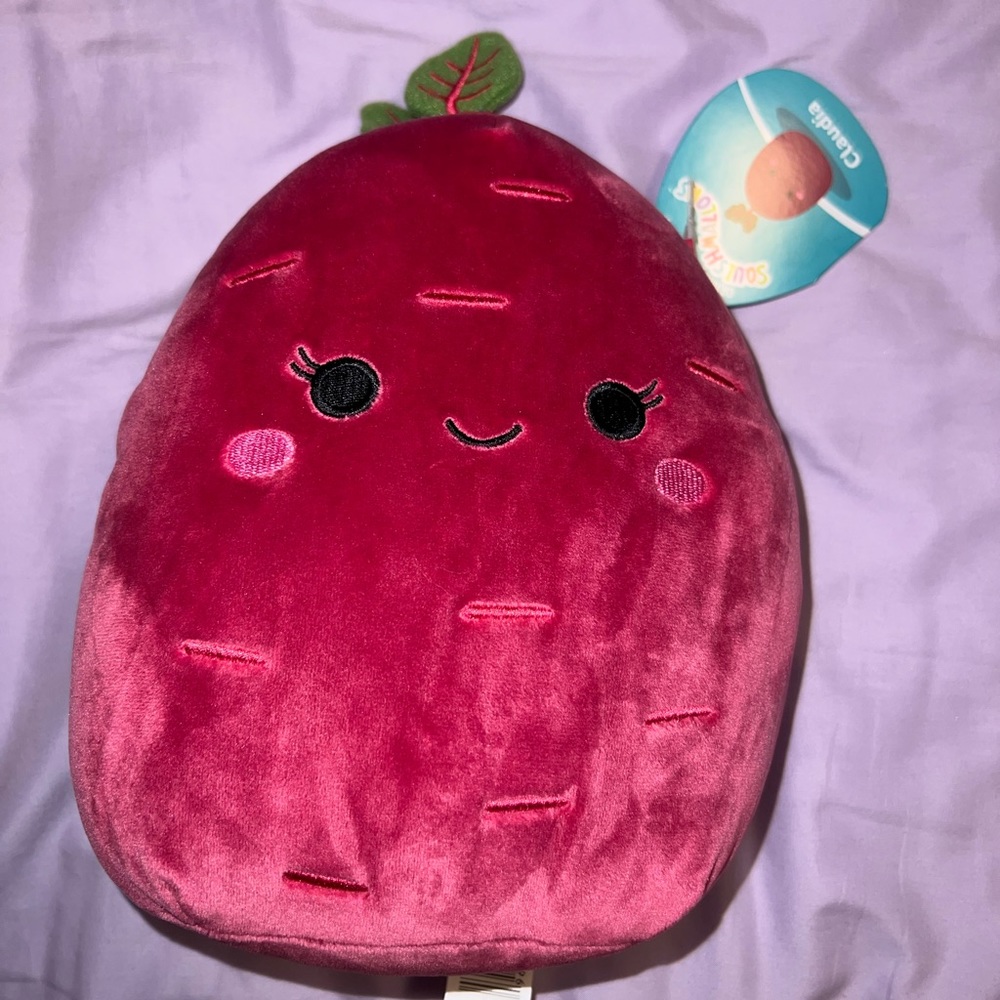 Claudia Squishmallow // 8 inch